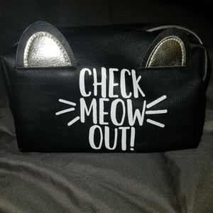 Black cat cosmetic bag